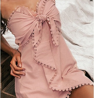 Vacation dress, wrapped breast skirt, female